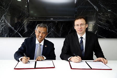 Penyempurnaan memorandum hasrat antara UPM dengan Süleyman Demirel University bagi program dwi ijazah peringkat pascasiswazah bersama Rektornya, Profesor Dr.Hossein Çarıkçı