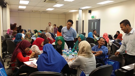 Sebahagian daripada pensyarah dan pelajar yang terlibat dalam program “Kerjasama Pintar MeSTI BKKM-UPM 2016†telah diberikan latihan yang komprehensif oleh pihak BKKM
